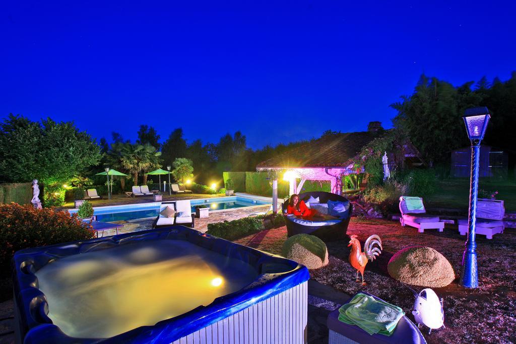 Logis Hotel Hostellerie Saint-Jacques Zewnętrze zdjęcie